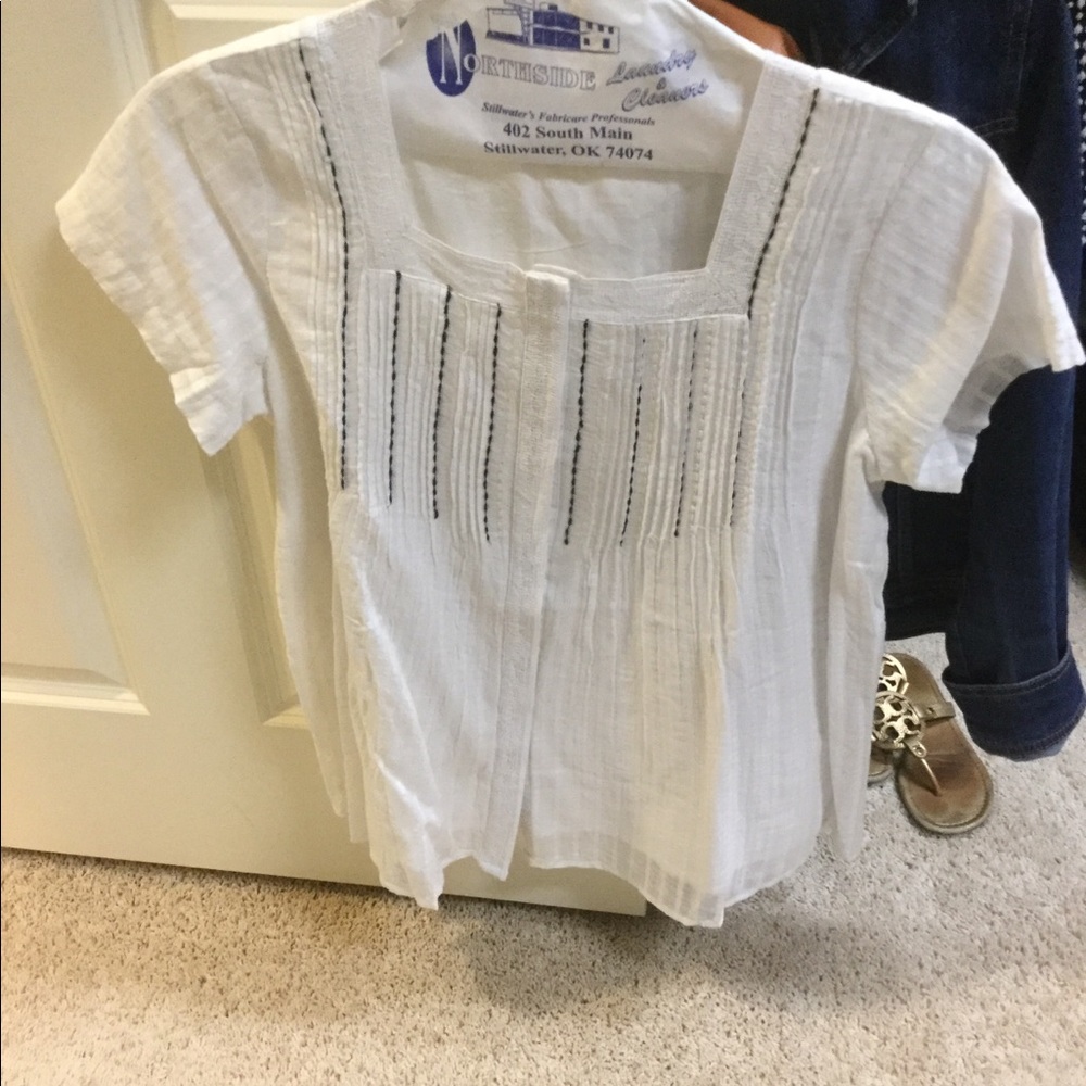 NWT Roolee Embroidered Button Up Peasant Blouse - Picture 3 of 4
